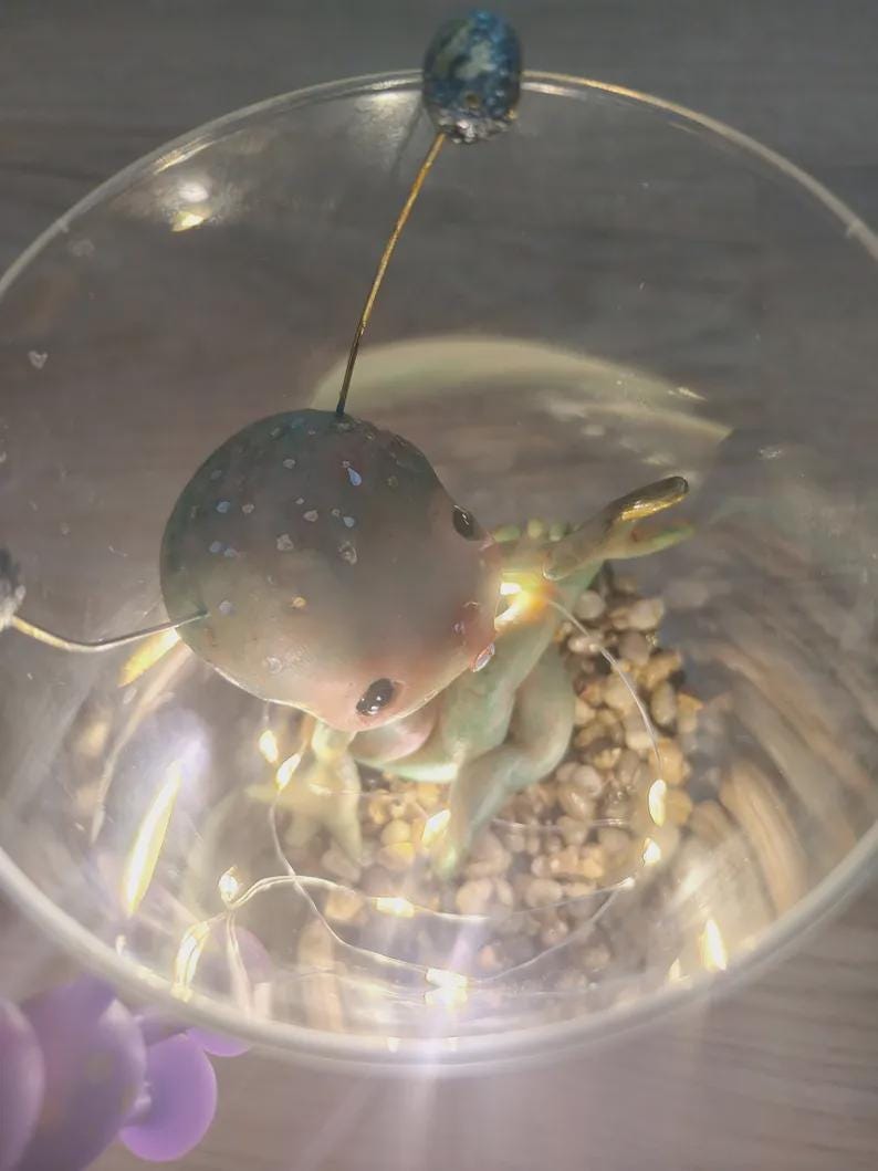 Bebé Alienígena Verde de Arcilla Polimérica | Libélula Nocturna 7 Bebé Alienígena Verde de Arcilla Polimérica | Libélula Nocturna - Image 7